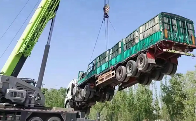 化州道路脱困救援案例